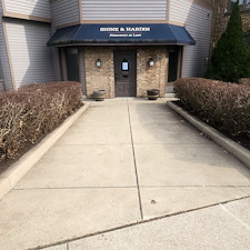 Concrete-Cleaning-and-Awning-Washing-in-Fort-Wayne-IN 5