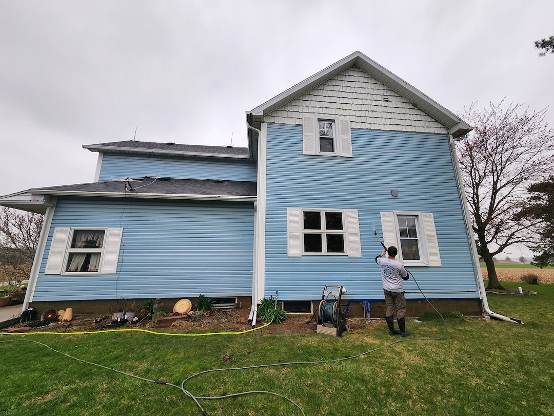 House Wash in Hoagland Near Fort Wayne