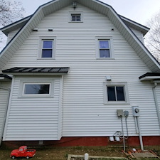 House-Washing-Project-Auburn-Road-Fort-Wayne-IN-46845 5