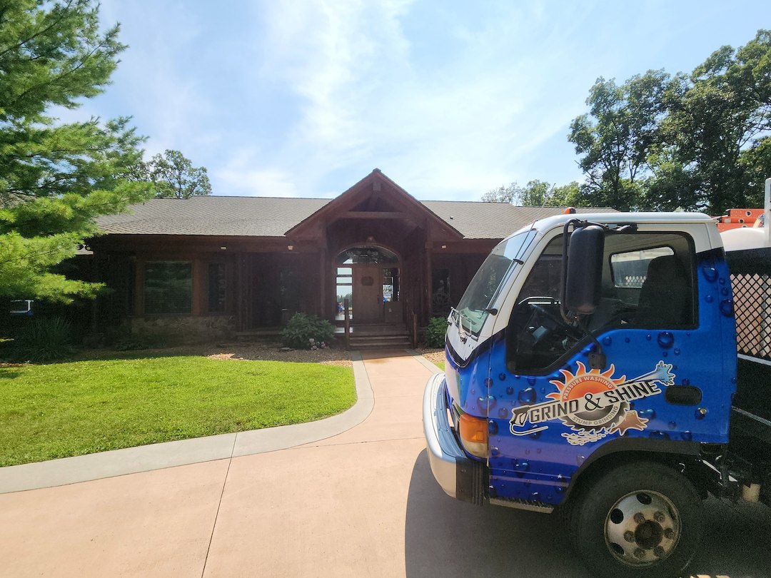 Pressure Washing Fort Wayne — Roof Cleaning on Schwartz Rd
