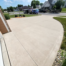 Pressure-Washing-in-Ashford-Lakes-New-Haven-IN-1 2