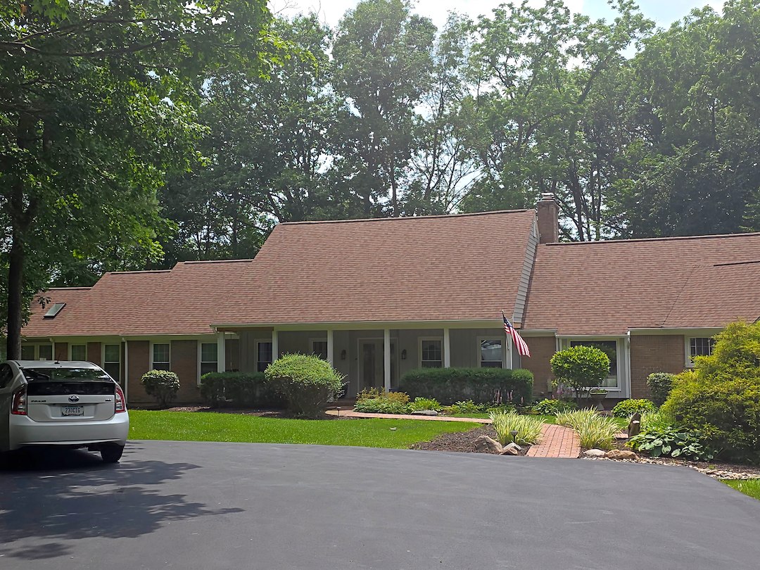Roof Washing Restores the Beauty of This Fort Wayne Home