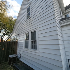 Routine-House-Washing-in-Fort-Wayne-IN 4